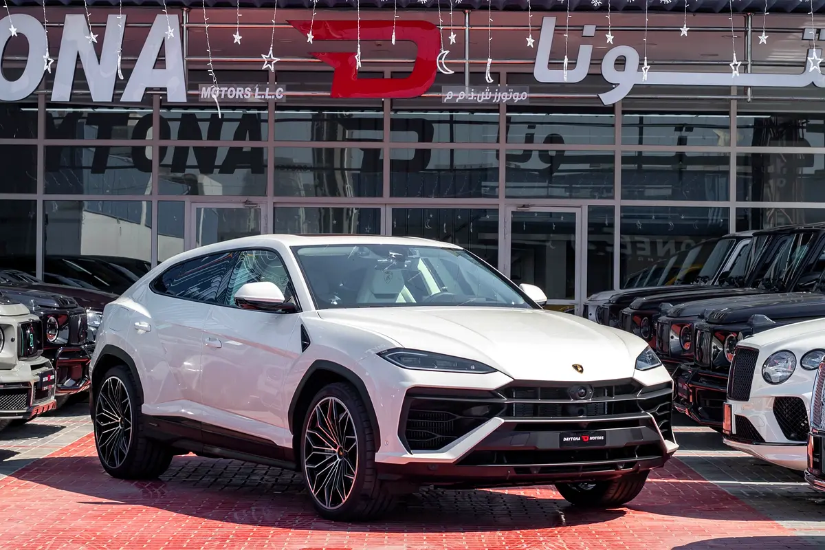 Lamborghini · Urus · SE