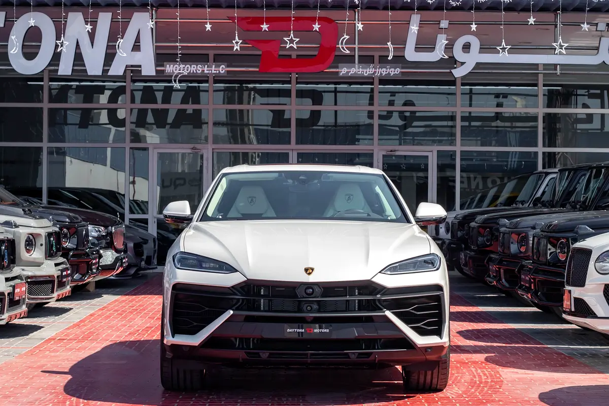 Lamborghini · Urus · SE