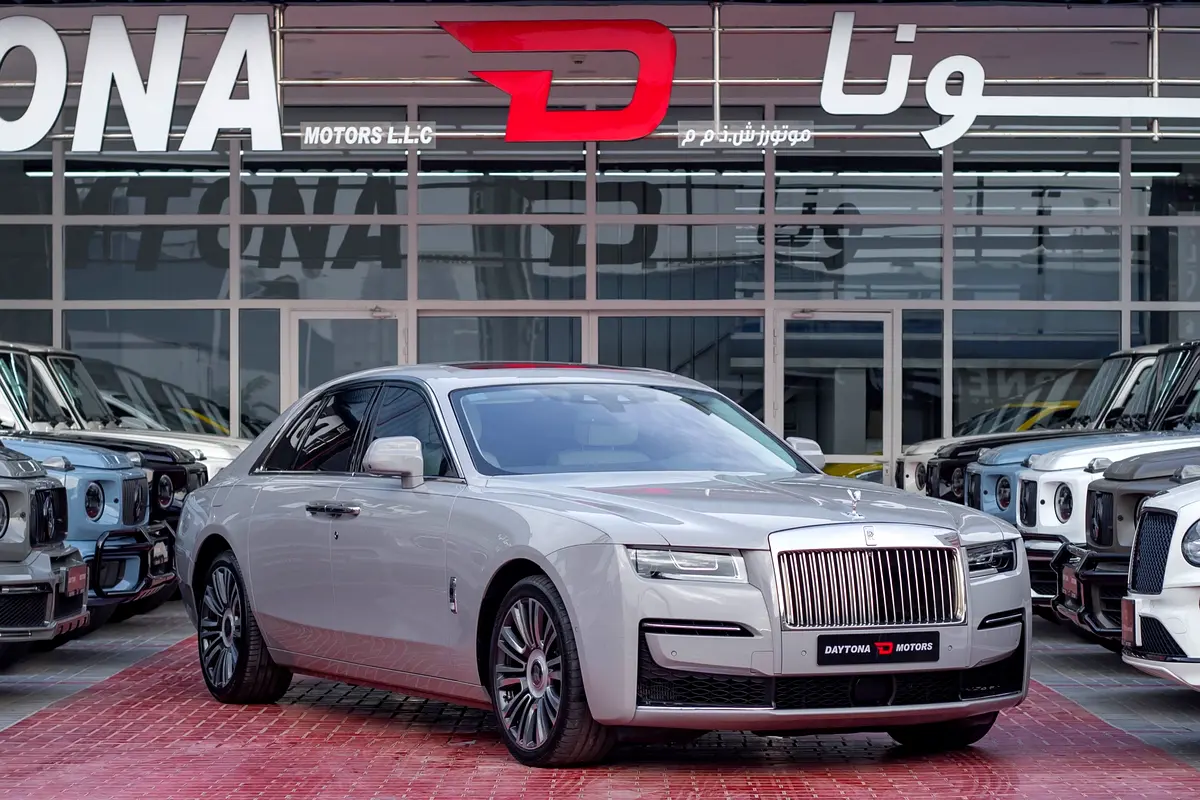 Rolls-Royce · Ghost · Standard