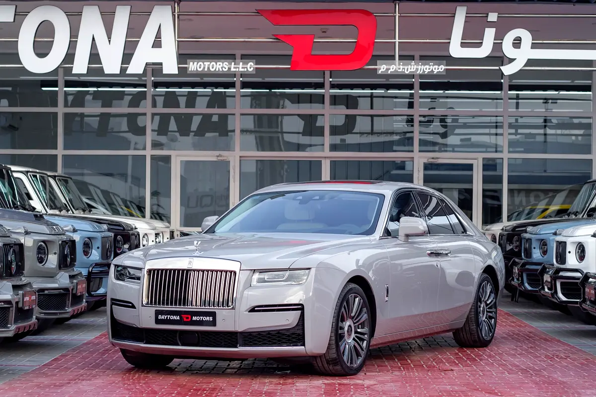 Rolls-Royce · Ghost · Standard