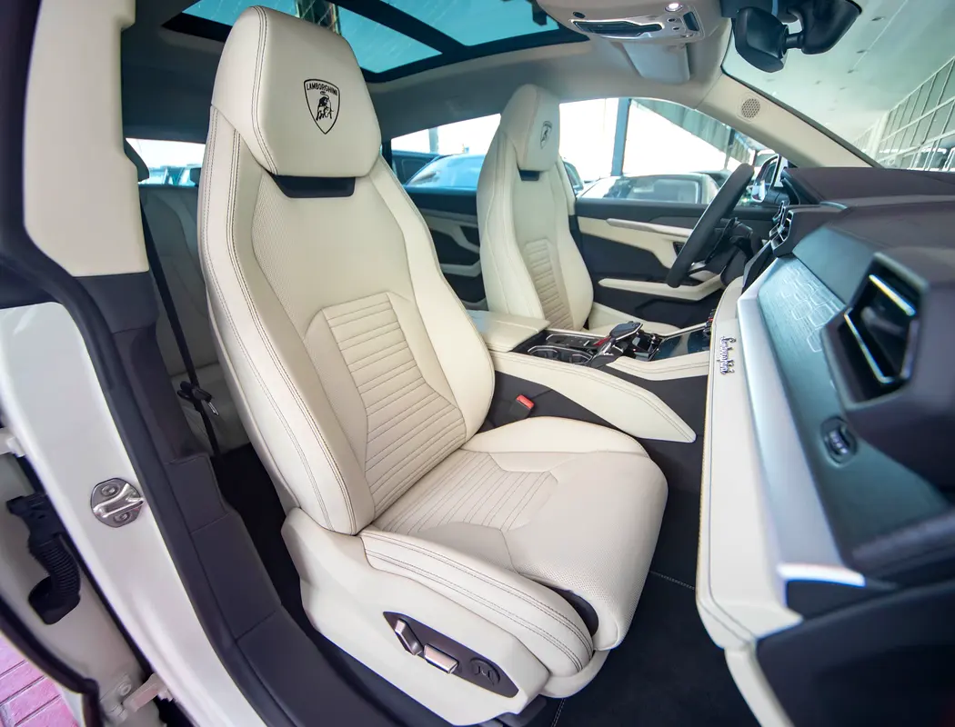 Rolls-Royce · Ghost · Standard