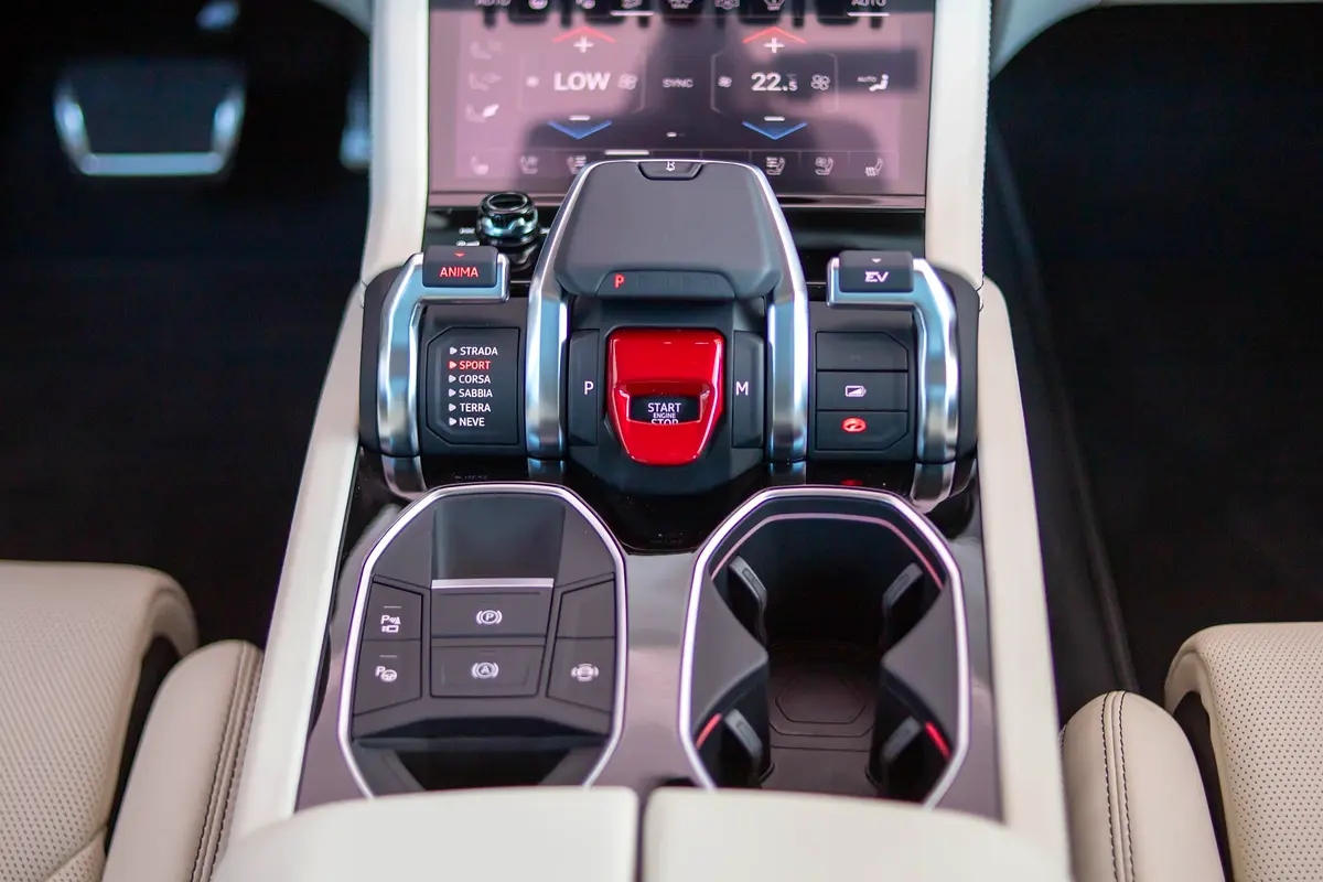 Rolls-Royce · Ghost · Standard