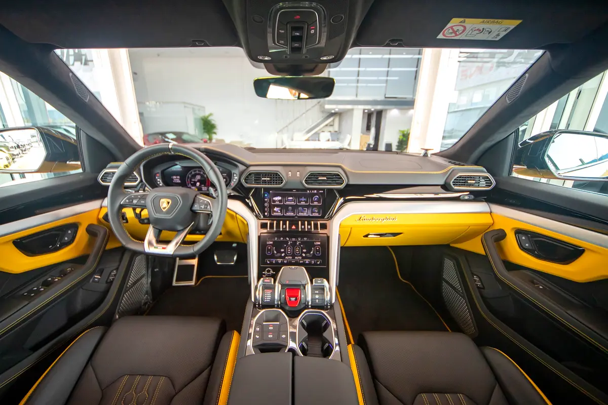 Lamborghini · Urus · S