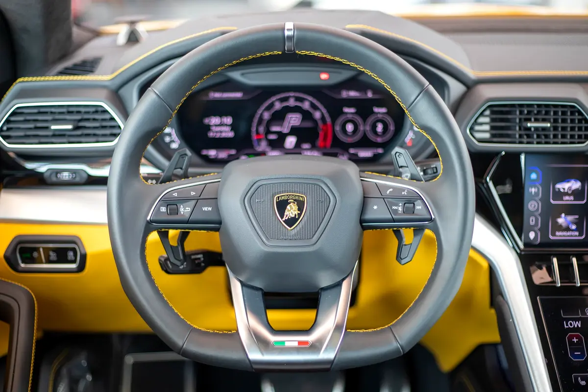 Lamborghini · Urus · S