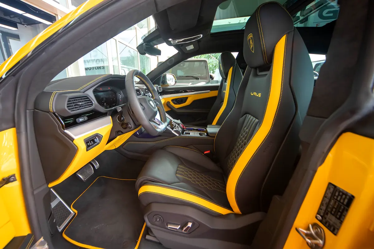 Lamborghini · Urus · S
