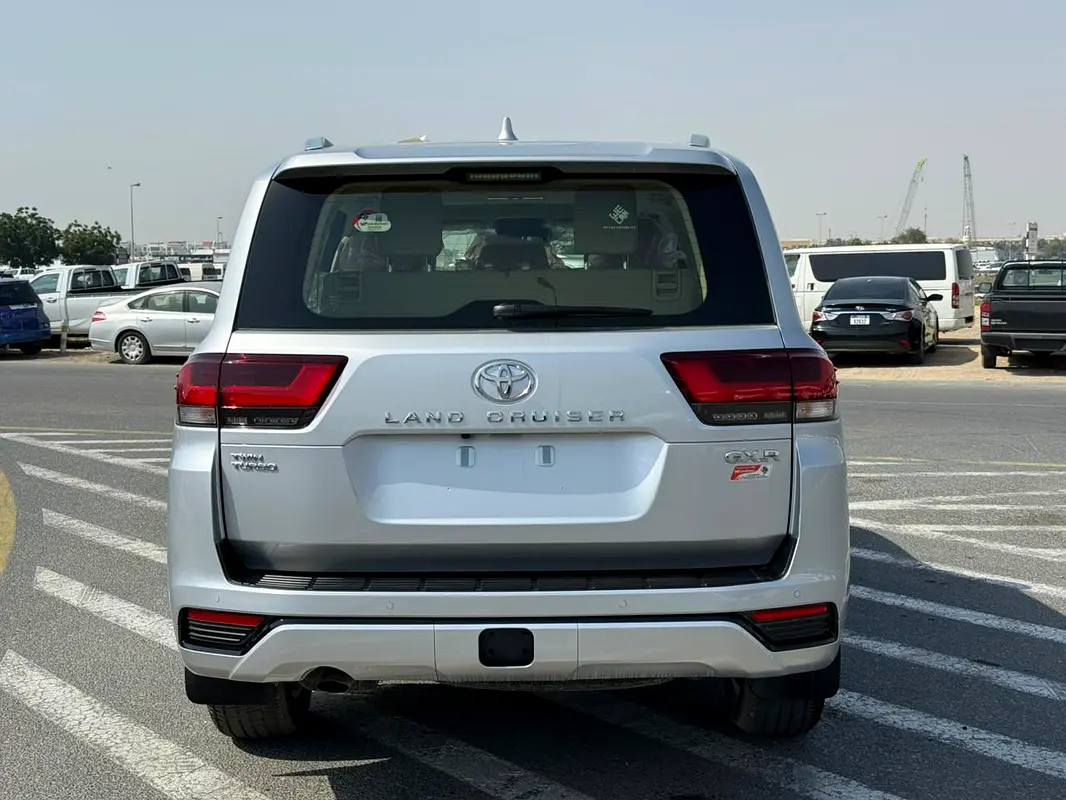 Toyota · Land Cruiser · GXR