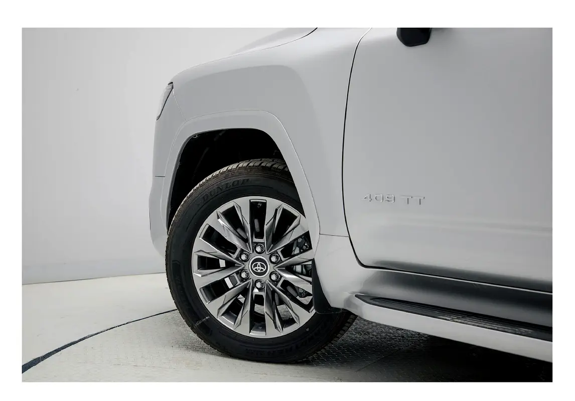 Toyota · Land Cruiser · GXR
