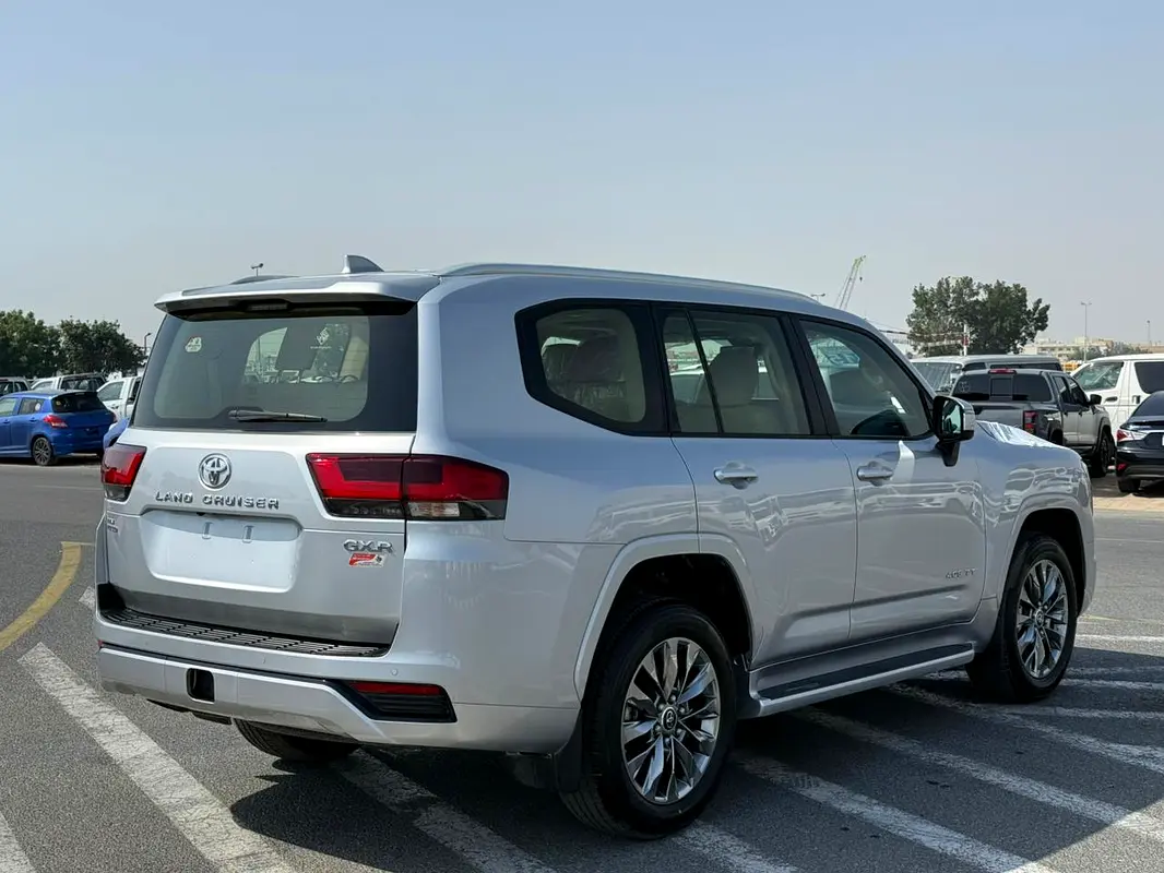 Toyota · Land Cruiser · GXR