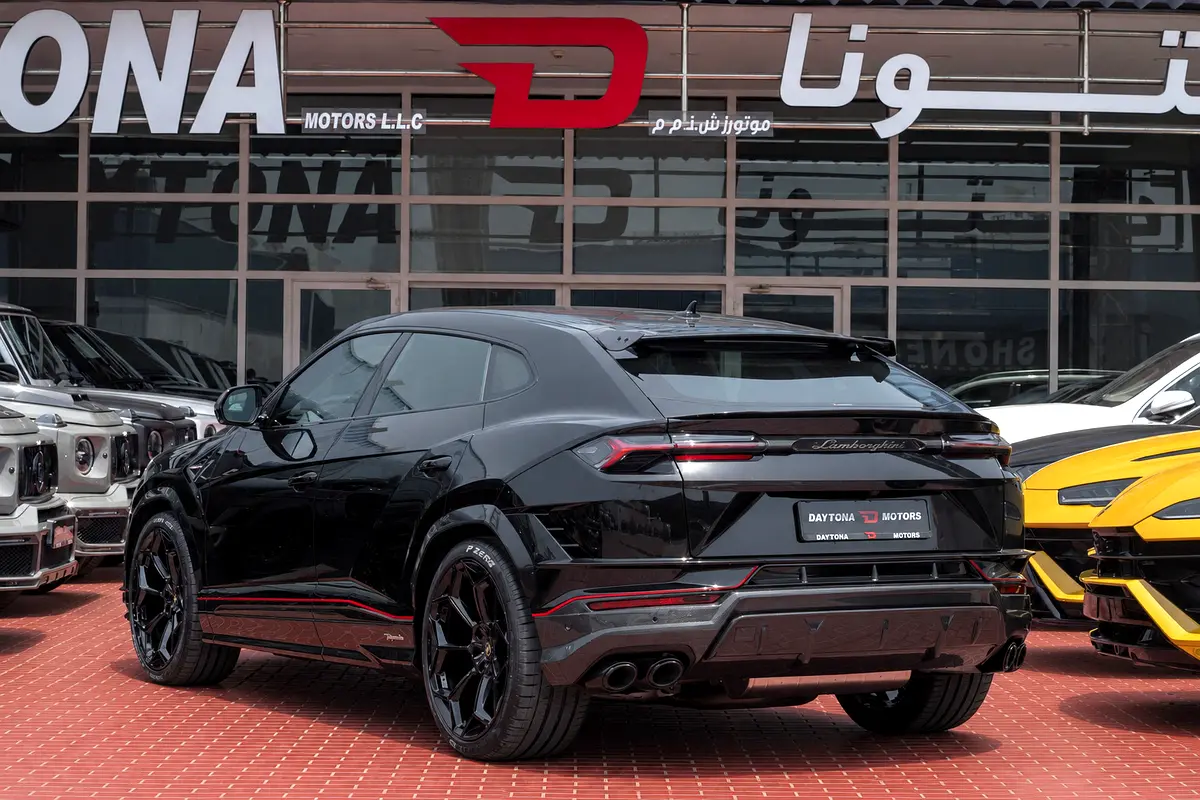 Lamborghini · Urus · Performante