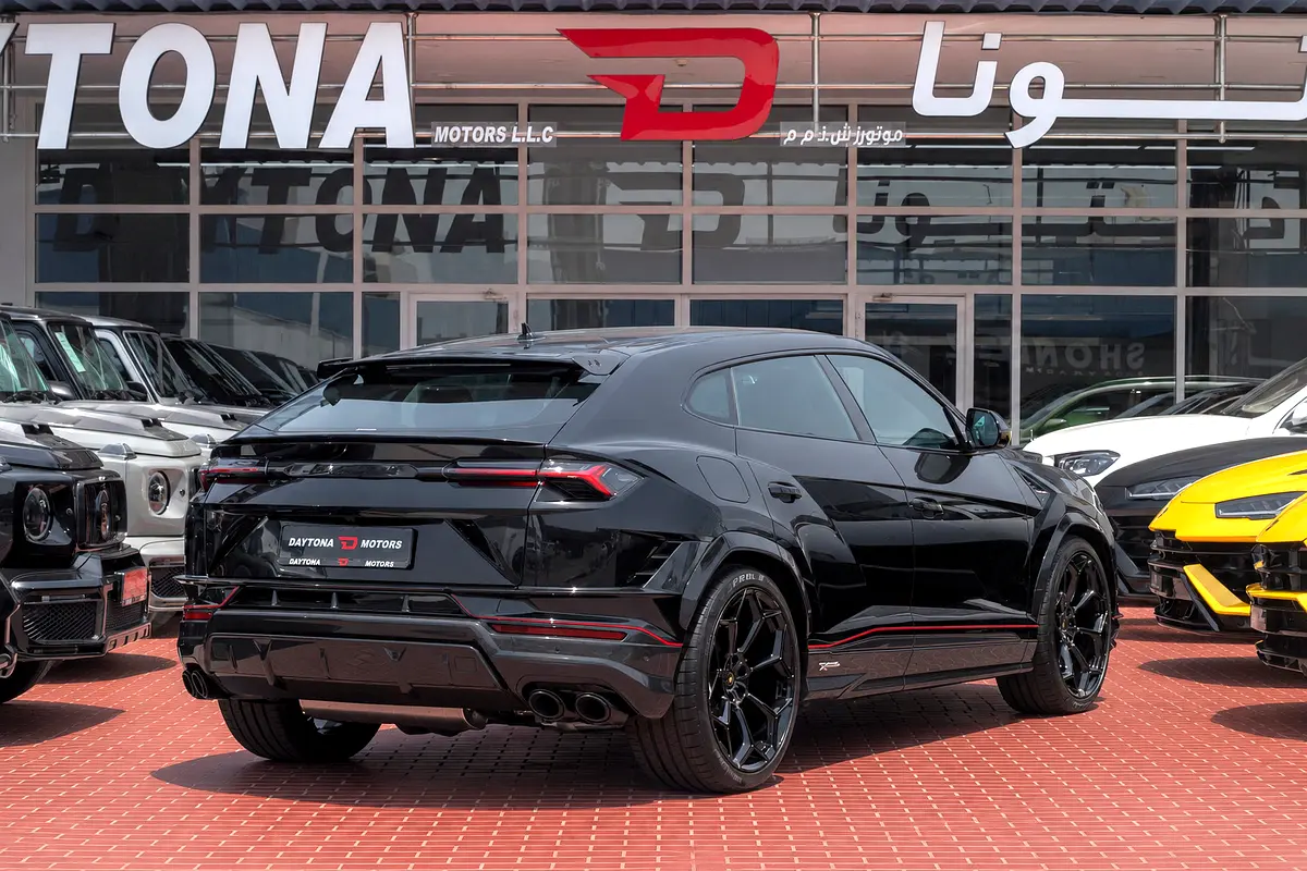 Lamborghini · Urus · Performante
