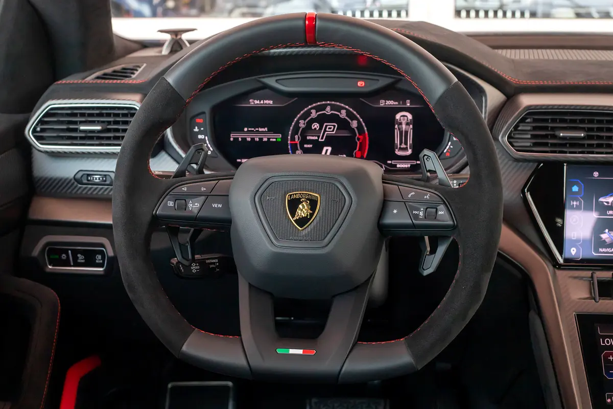 Lamborghini · Urus · Performante