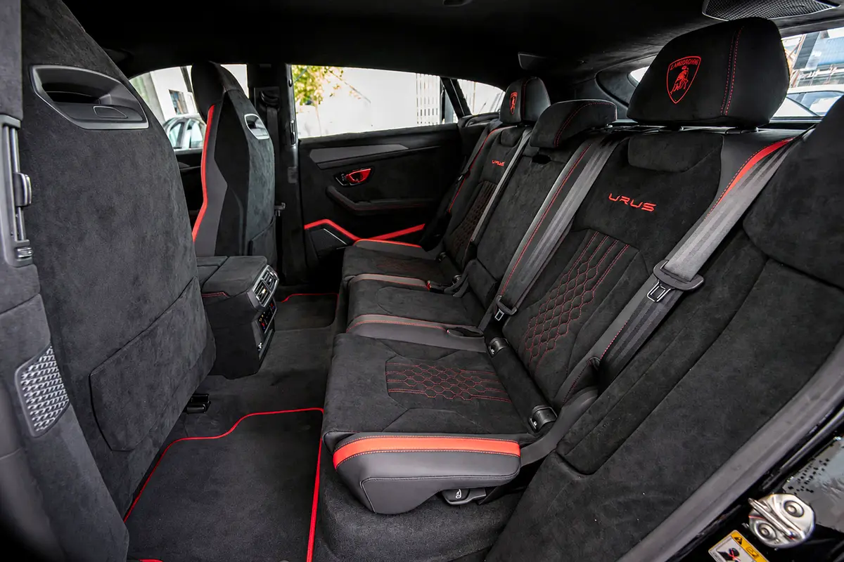 Lamborghini · Urus · Performante