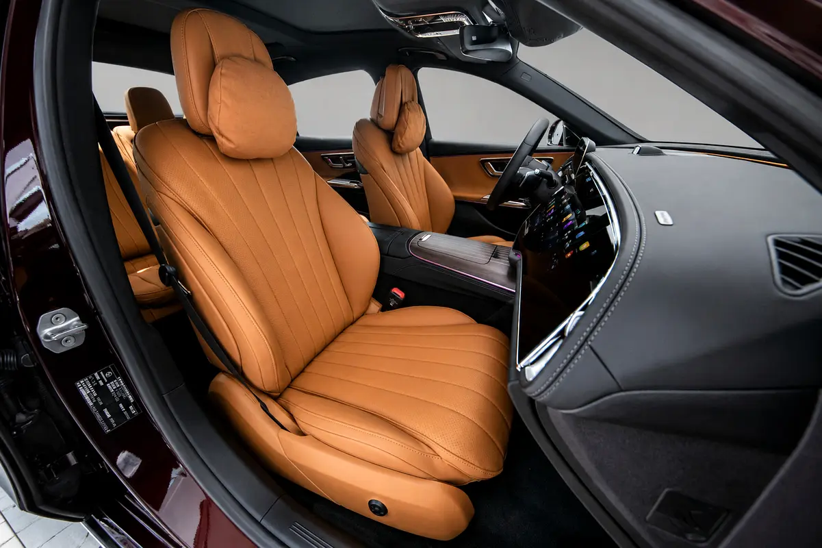 Mercedes-Benz · E-Class · E 300