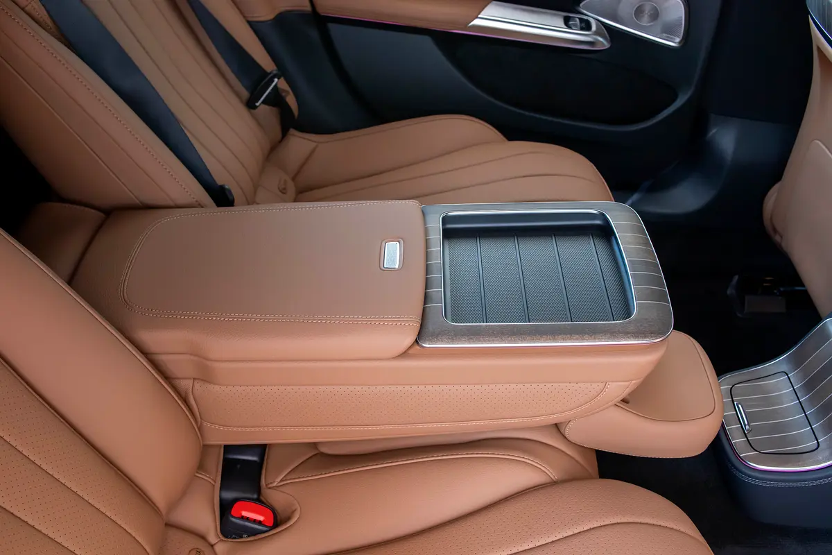 Mercedes-Benz · E-Class · E 300