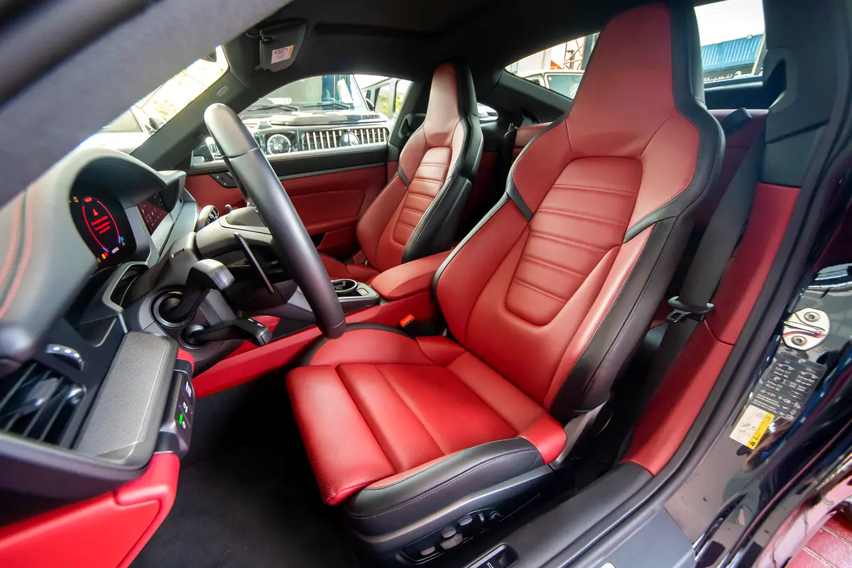 Porsche · 911 · Carrera
