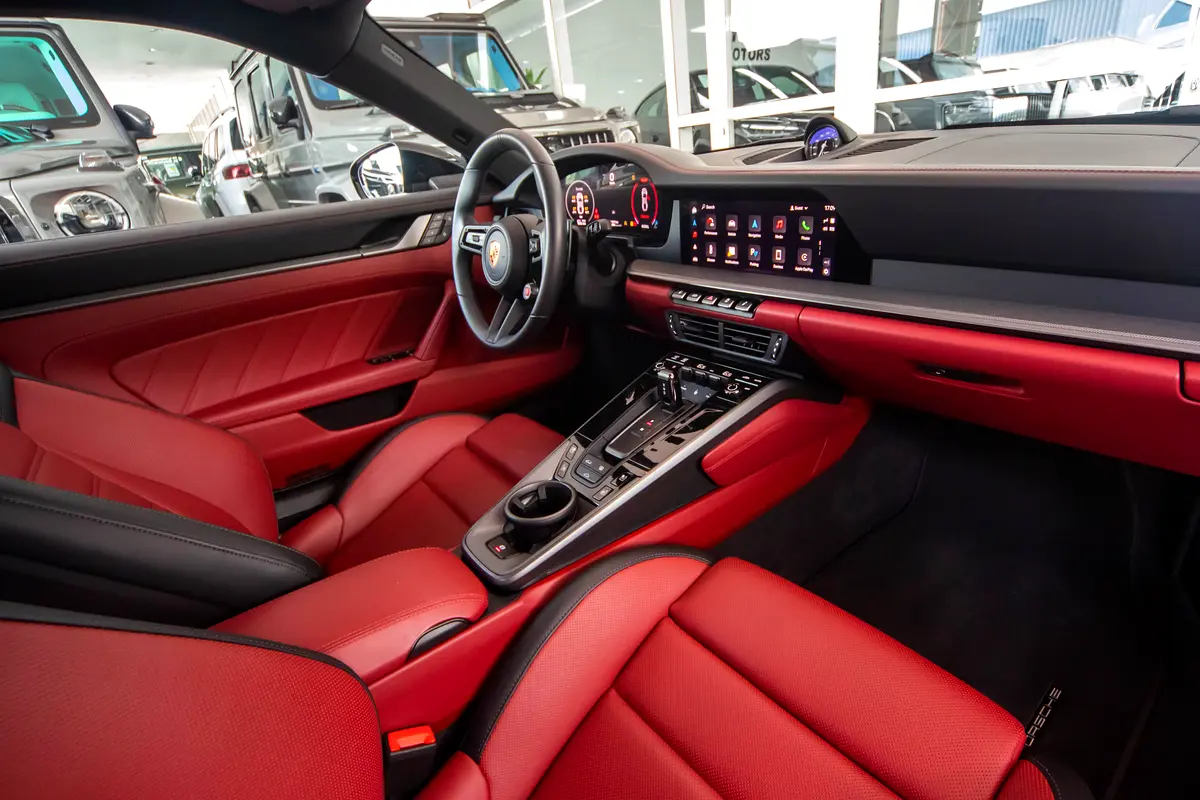 Porsche · 911 · Carrera