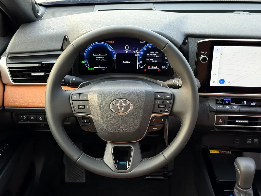 Toyota · Camry · Lumiere