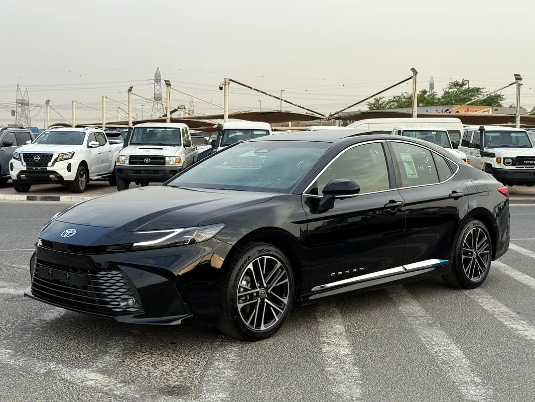 Toyota · Camry · Lumiere