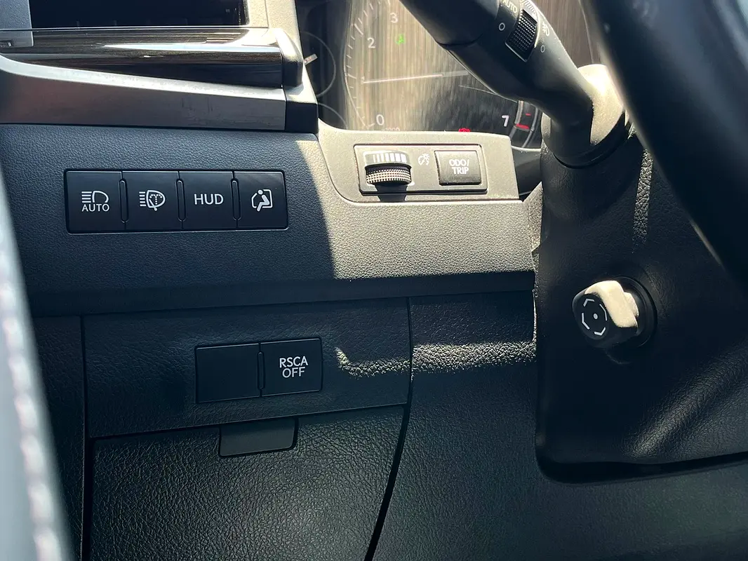 Lexus · LX-Series · LX 570 Black Edition