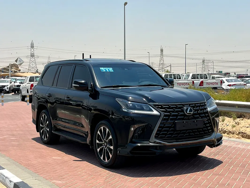 Lexus · LX-Series · LX 570 Black Edition