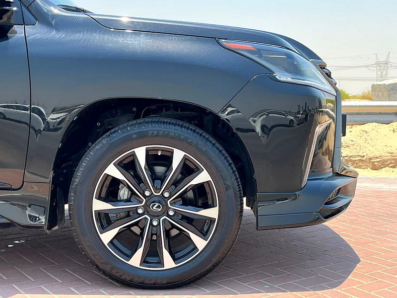 Lexus · LX-Series · LX 570 Black Edition