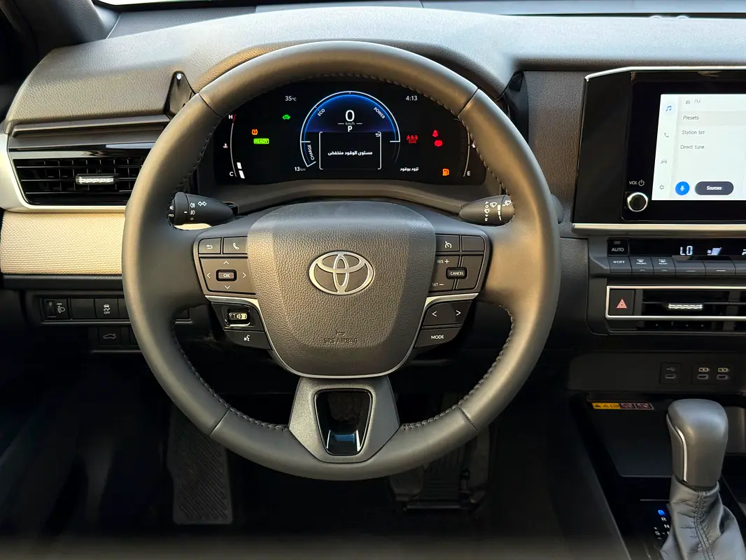 Toyota · Camry · LE