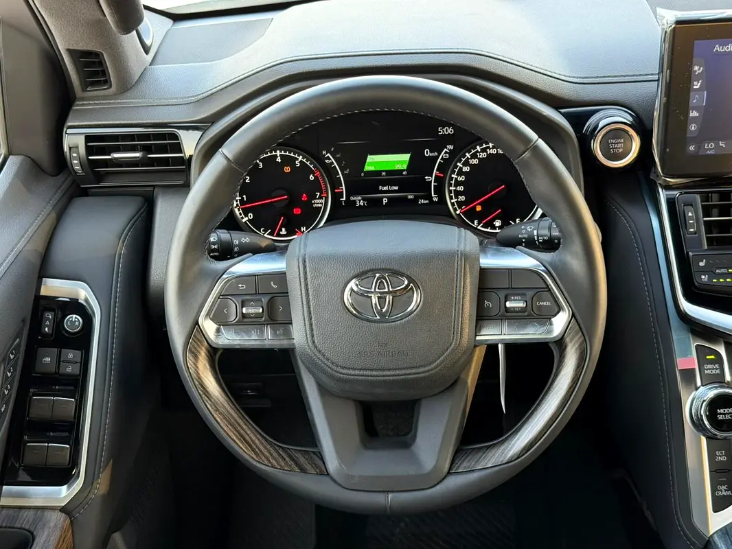 Toyota · Land Cruiser · VX