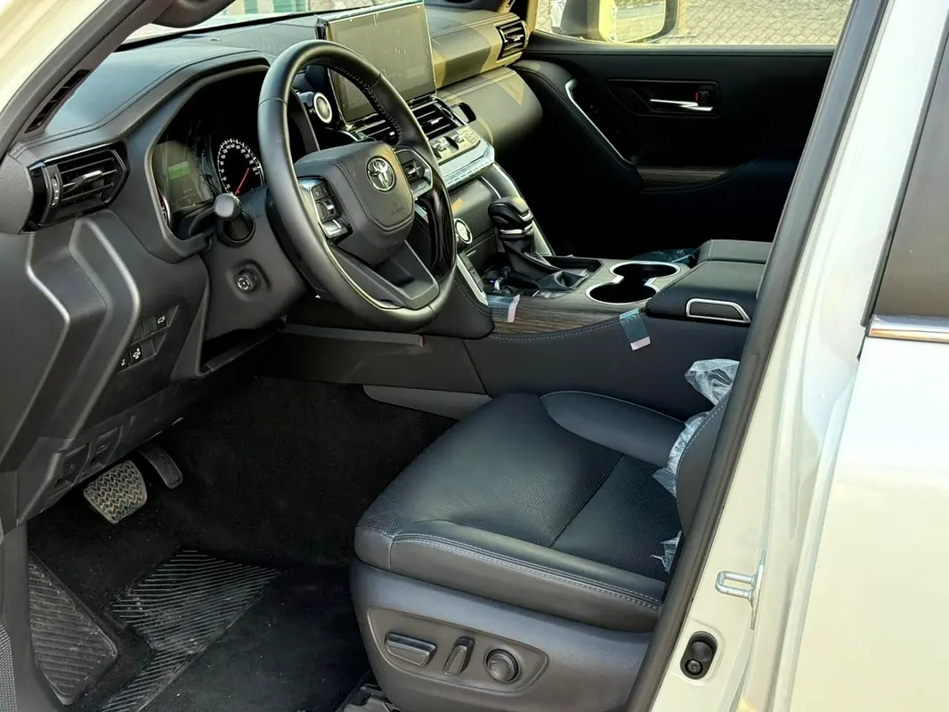 Toyota · Land Cruiser · VX