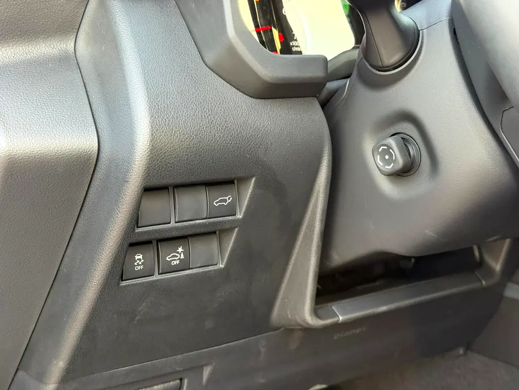Toyota · Land Cruiser · VX