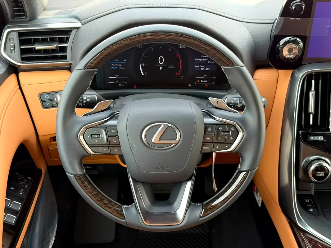 Lexus · LX-Series · LX 600 Signature