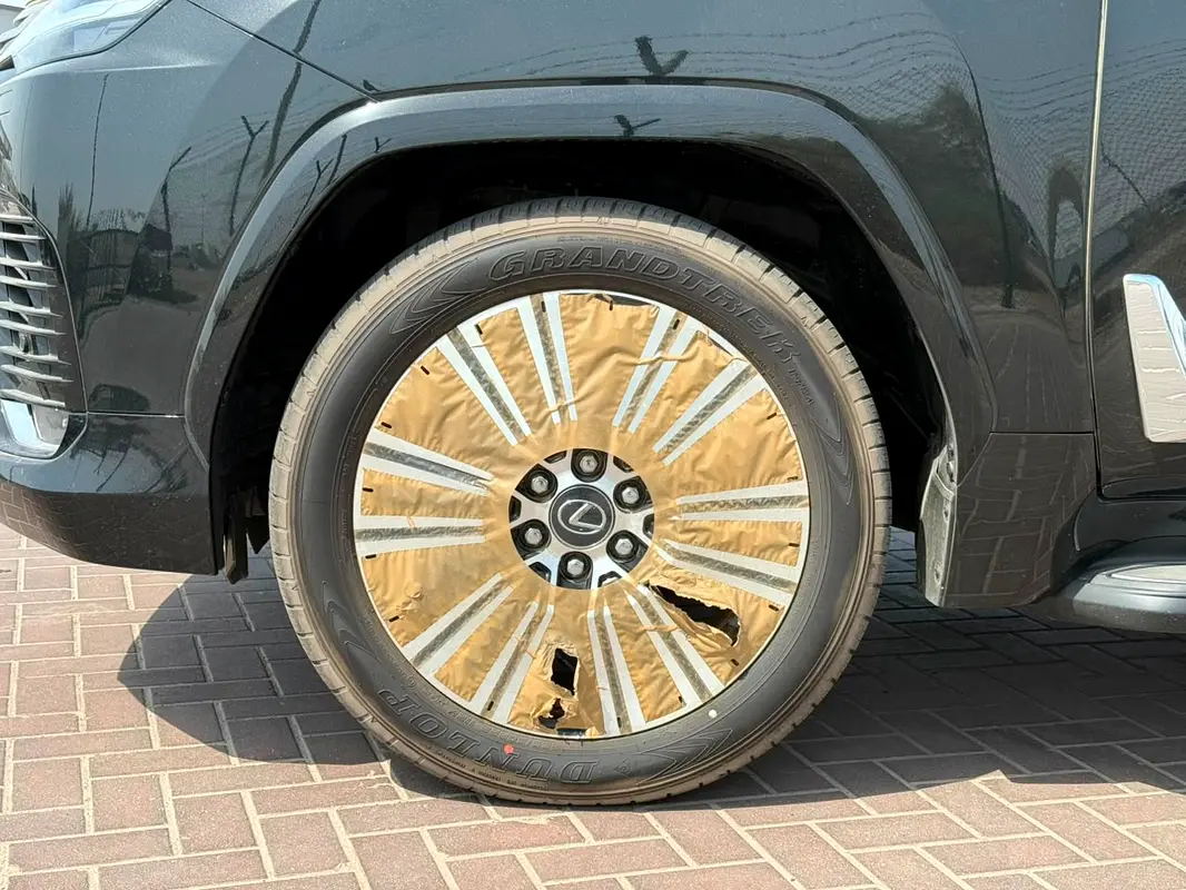 Lexus · LX-Series · LX 600 Signature