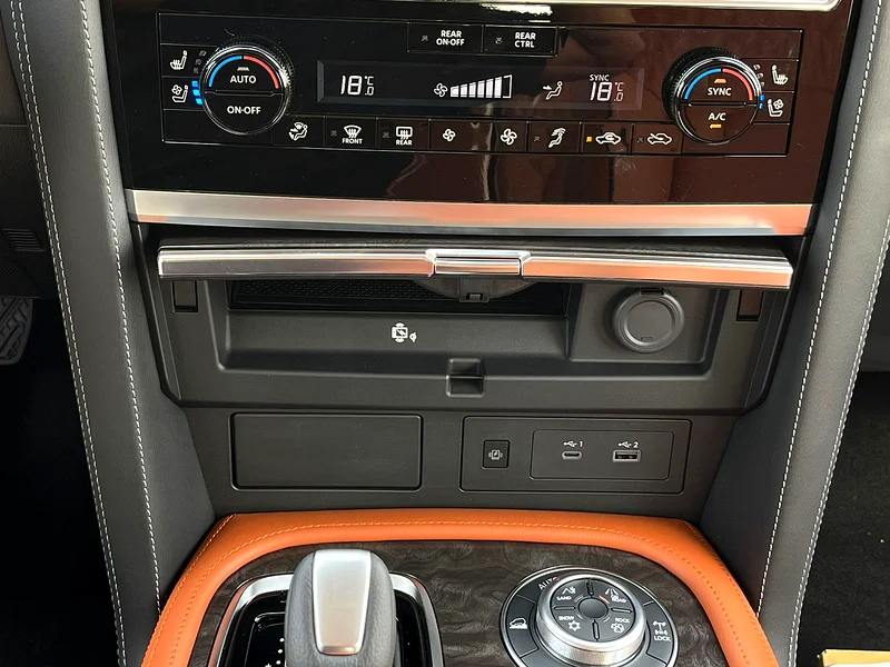 Nissan · Patrol · LE Platinum City