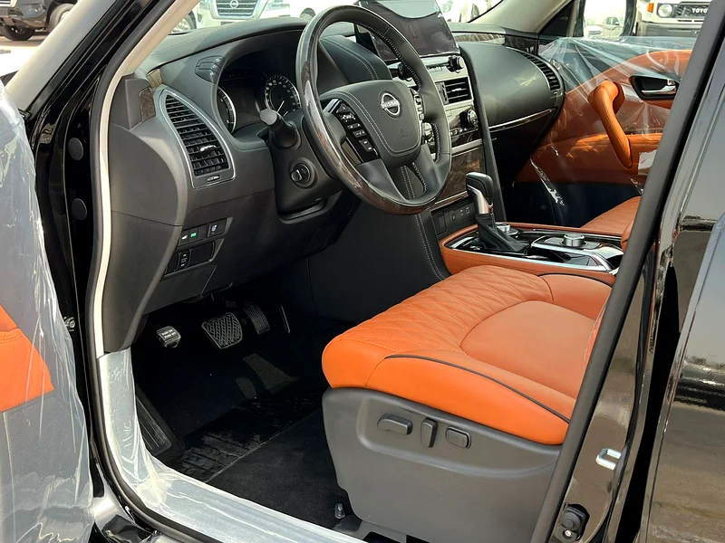 Nissan · Patrol · LE Platinum City