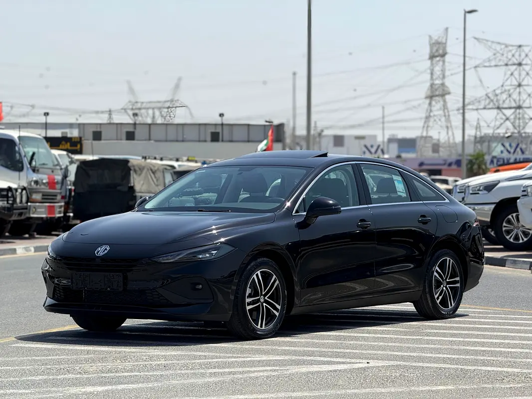 MG · MG 8 · Luxury