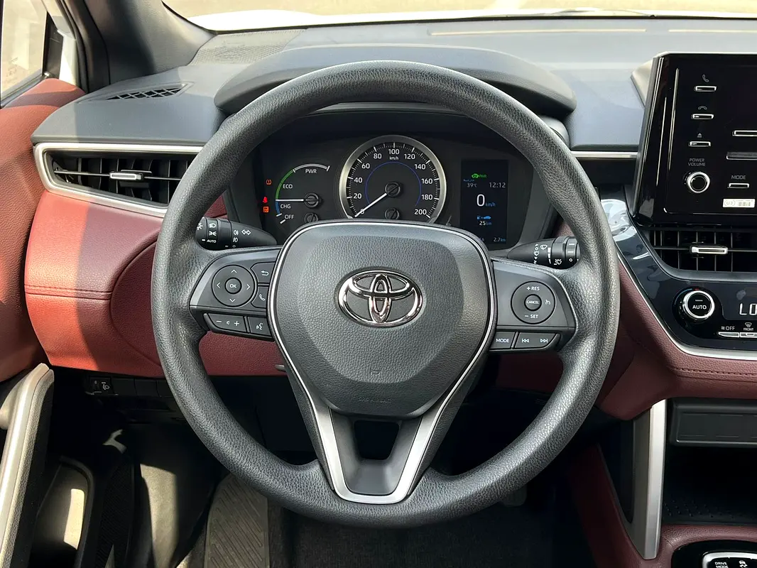 Toyota · Corolla Cross · XL