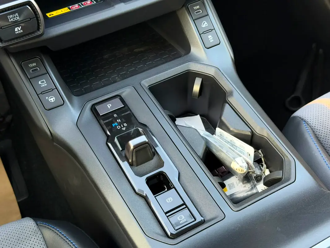 Toyota · Rav 4 · XSE