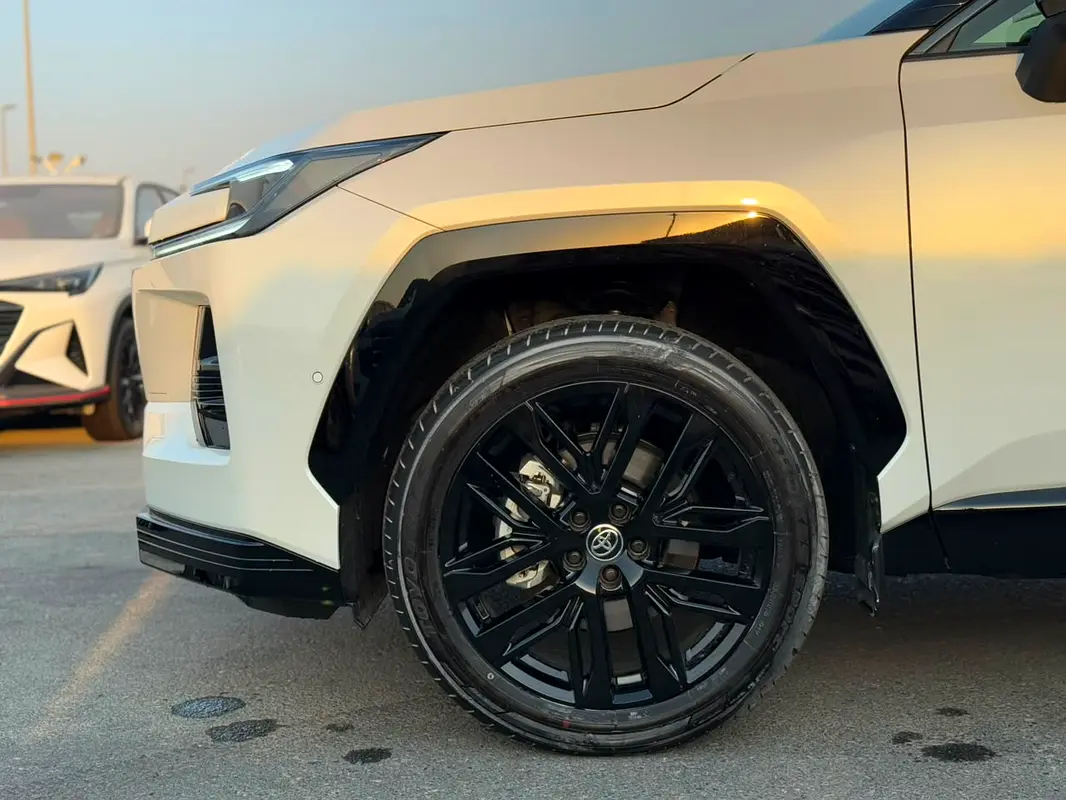 Toyota · Rav 4 · XSE