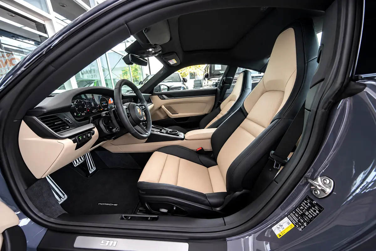 Porsche · 911 · Carrera