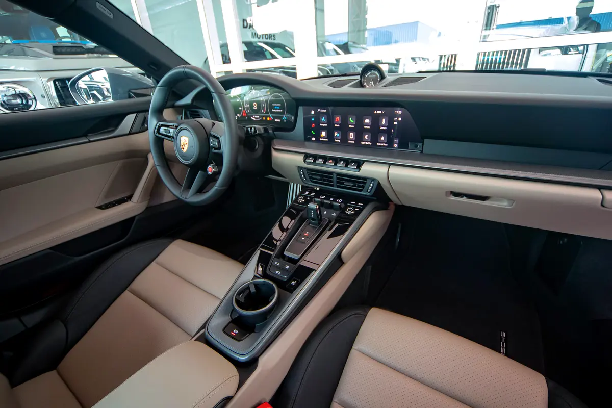 Porsche · 911 · Carrera