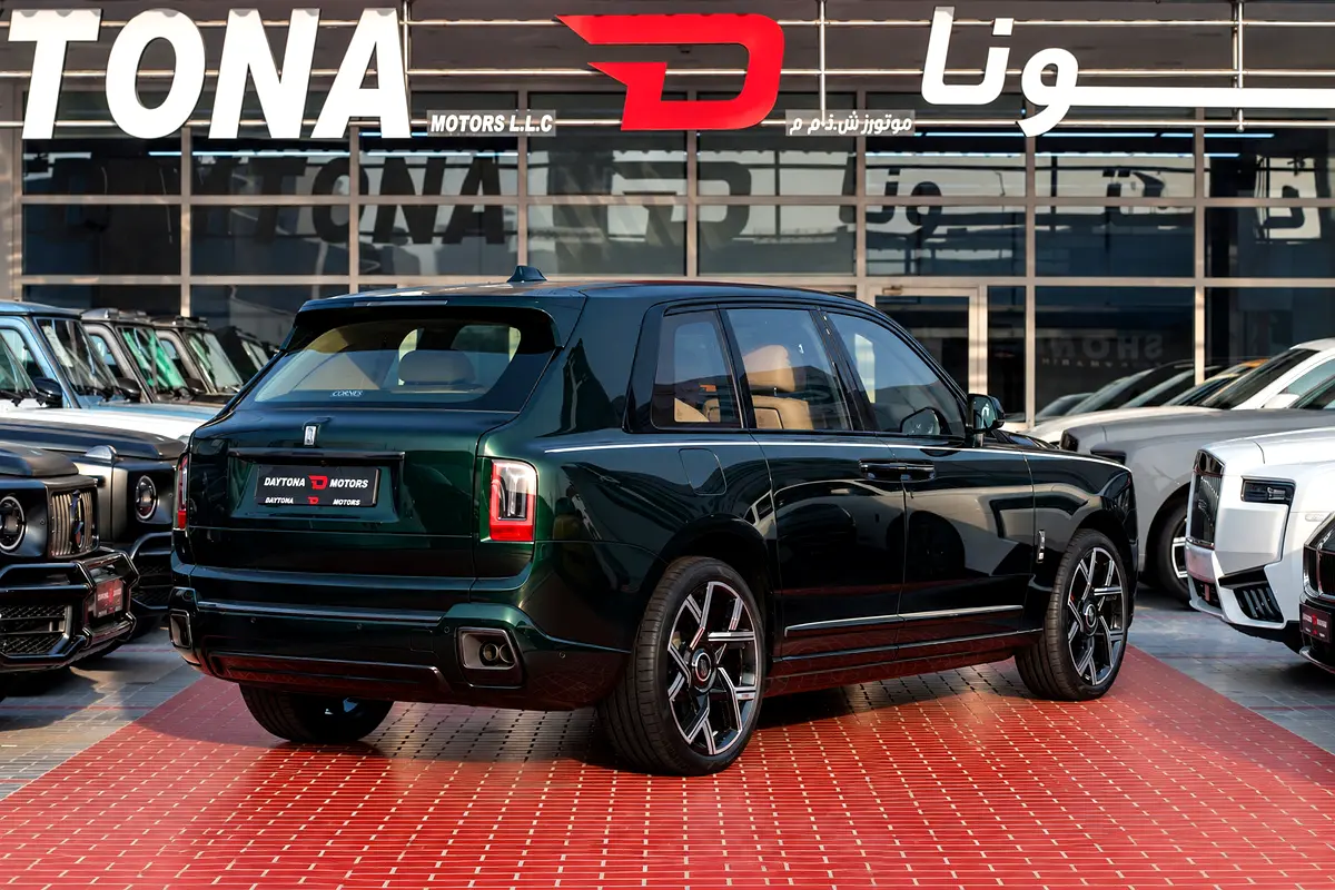 Rolls-Royce · Cullinan · Black Badge