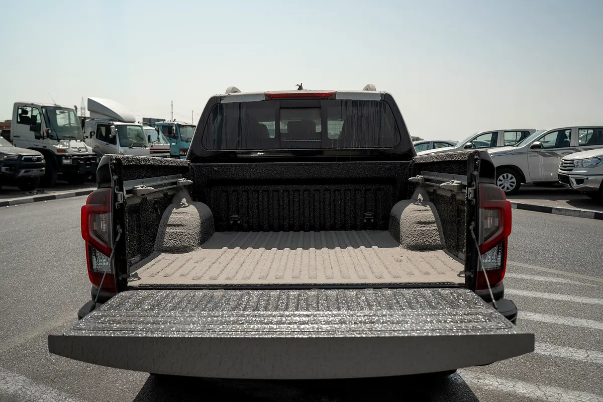 Nissan · Navara · PRO-4X