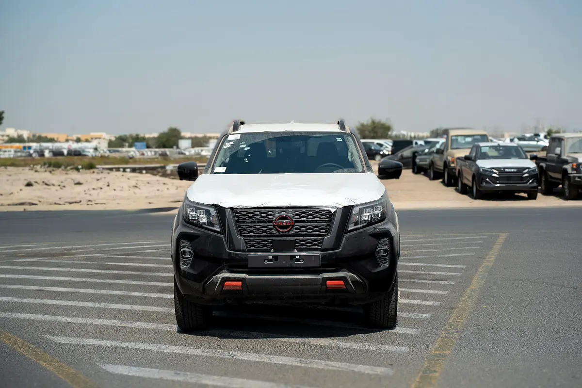 Nissan · Navara · PRO-4X
