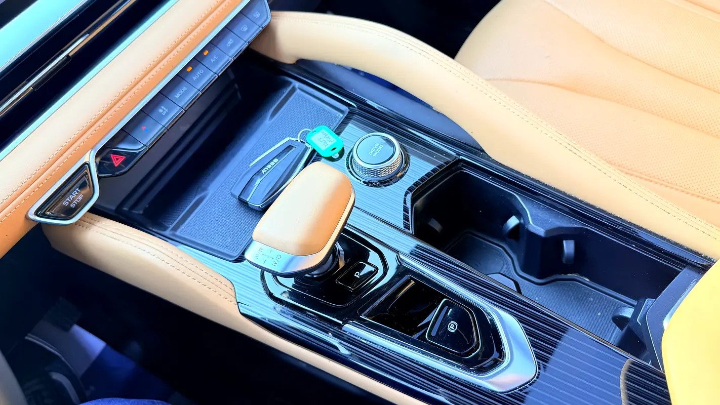 Geely Monjaro GF 2025 20,439 km 13