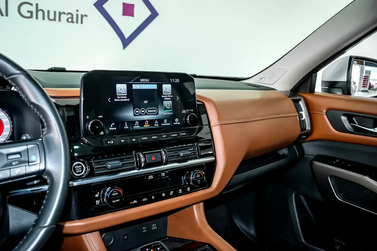 Nissan · Pathfinder · SL