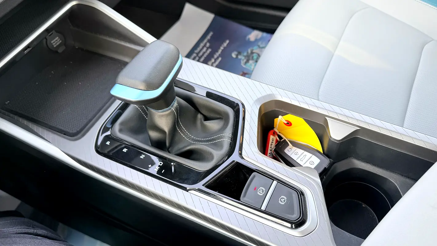 Geely · Emgrand · GF