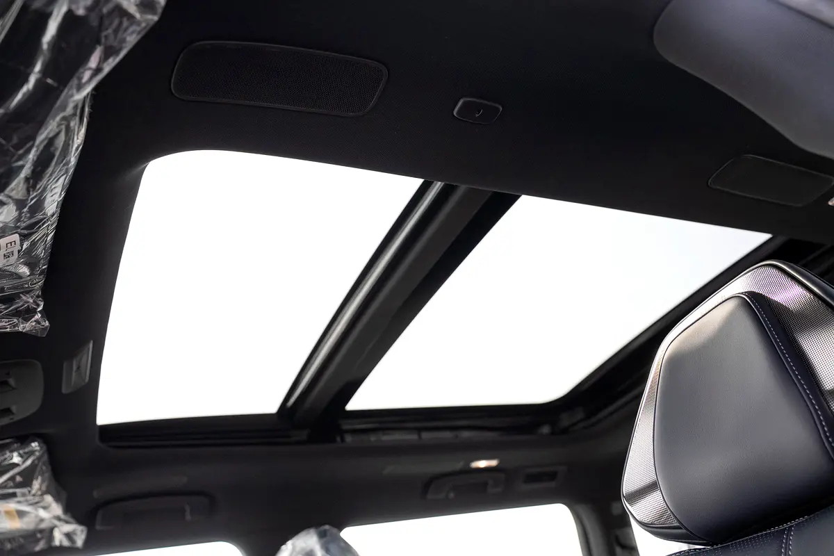 Infiniti · QX80 · Sensory