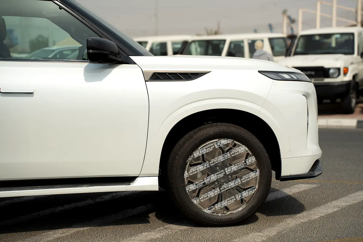 Infiniti · QX80 · Sensory