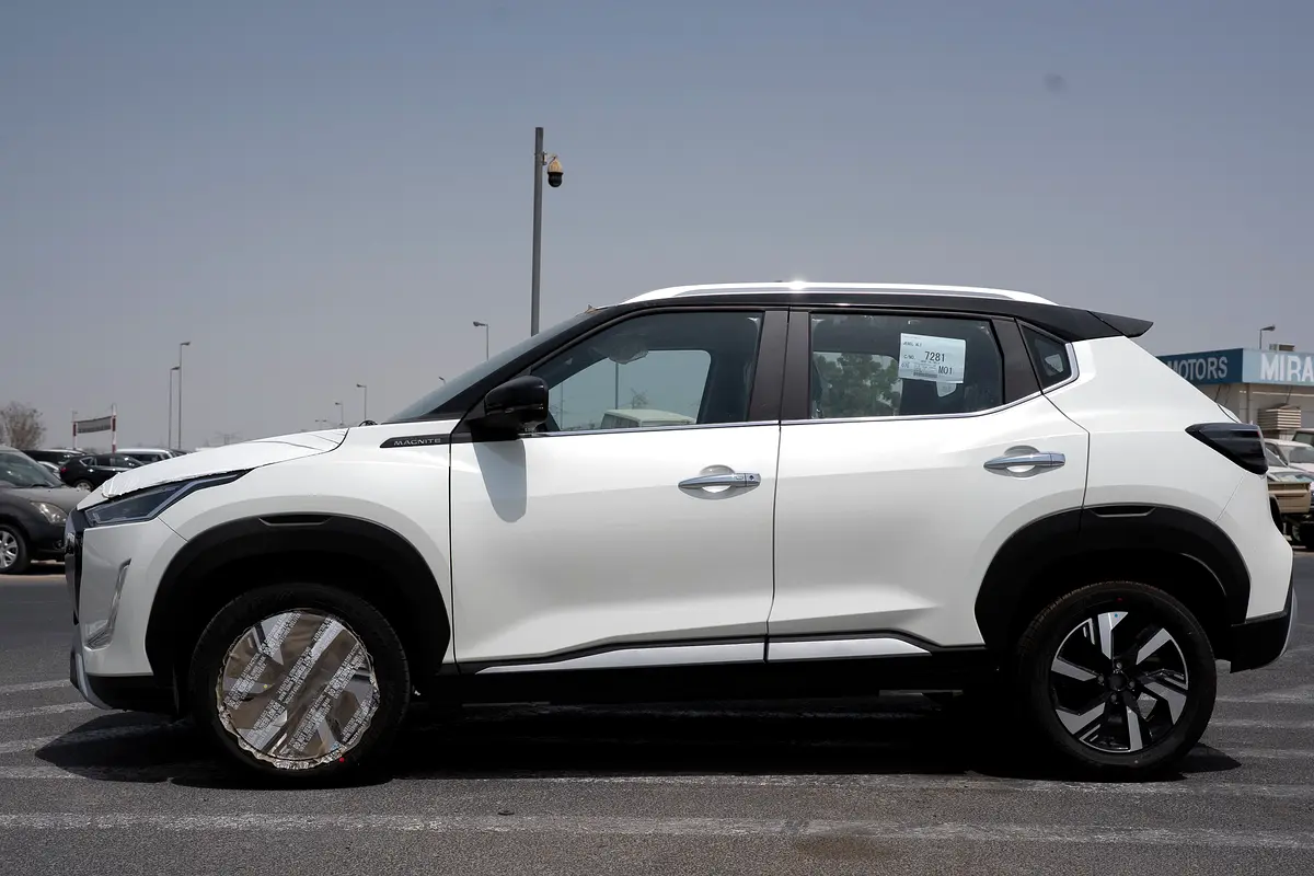 Nissan · Magnite · SV
