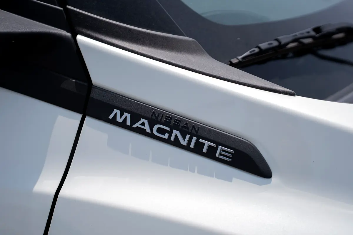 Nissan · Magnite · SV
