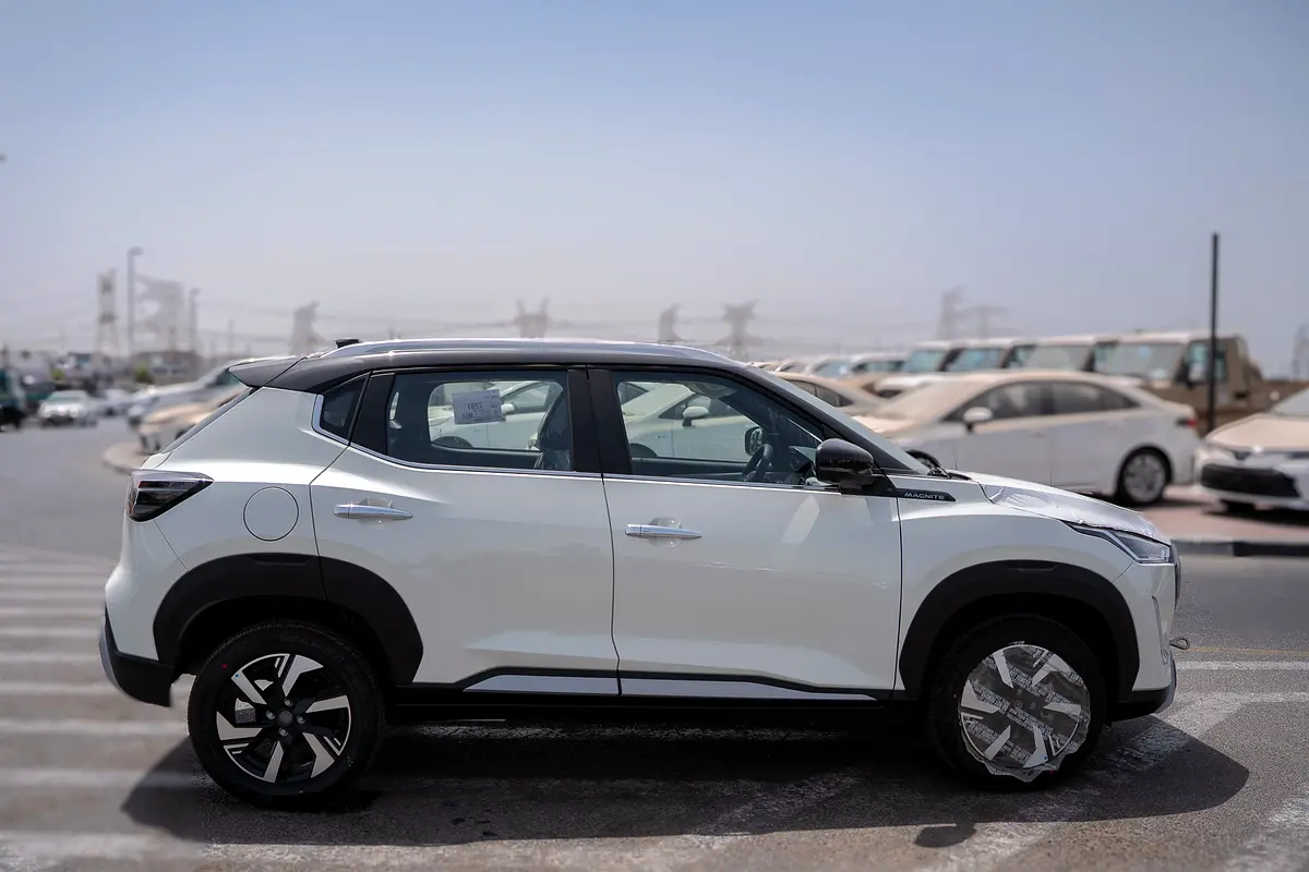 Nissan · Magnite · SV